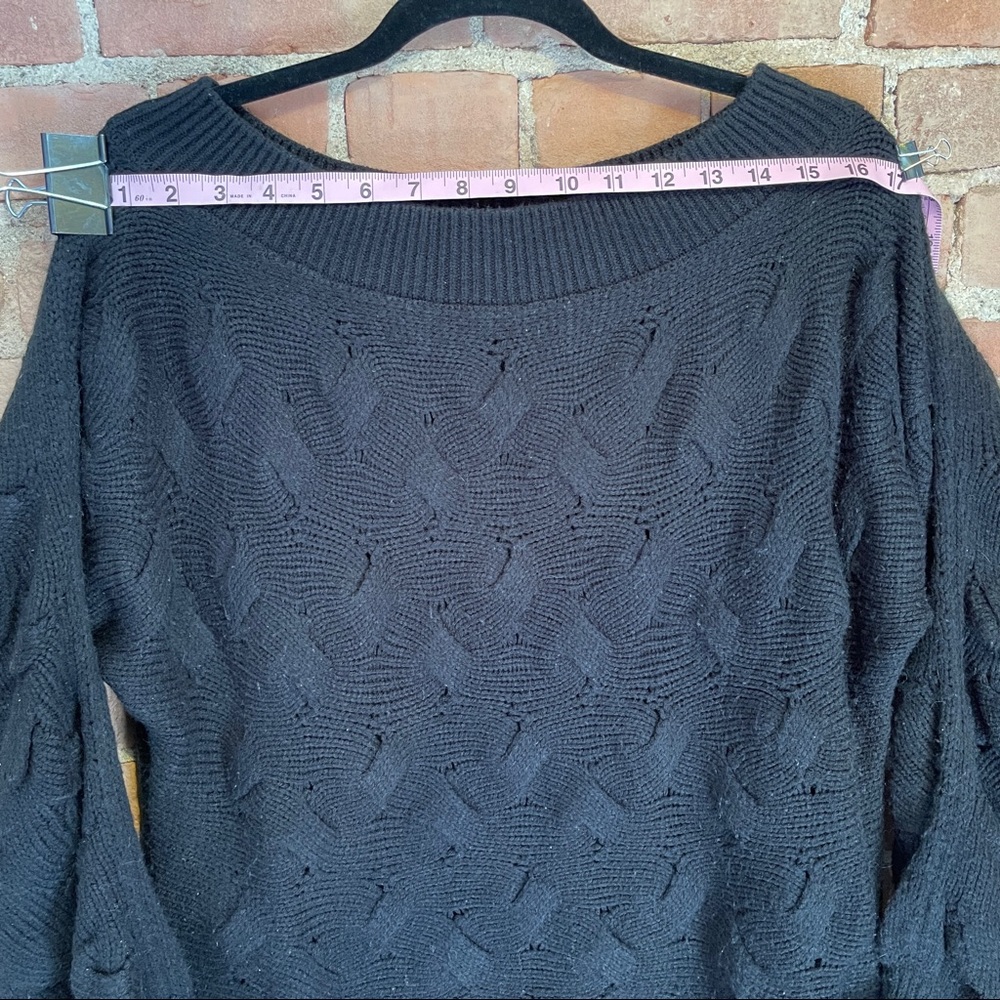 Chunky black off the shoulder sweater - Picture 4 of 4